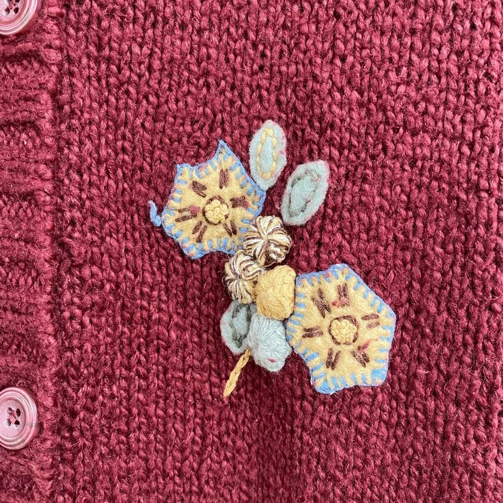 Vtg Cherokee Maroon Floral Detail Grandma Cottagecore Thick Knit Cardigan Sz L - Picture 5 of 10
